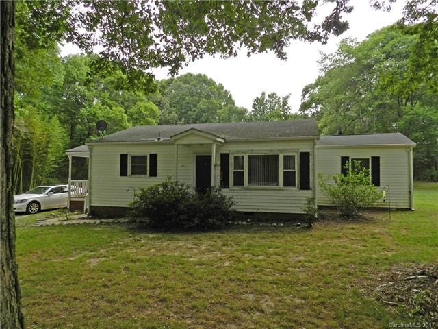 Front home. Rents for $800
