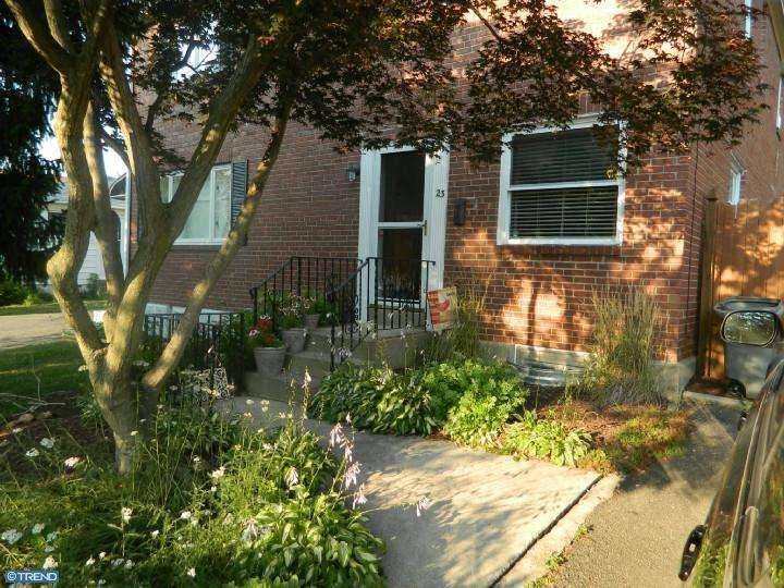 23 W Garrison Rd, Brookhaven, PA 19015 - photo 1