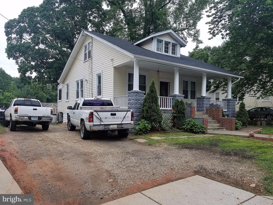 910 Nova Ave, Capitol Heights, MD 20743 - photo 1