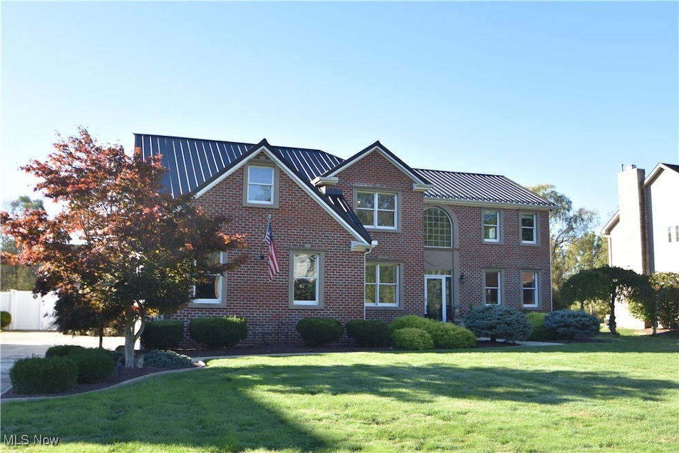 7415 Cobblers Run, Youngstown, OH 44514 - photo 1