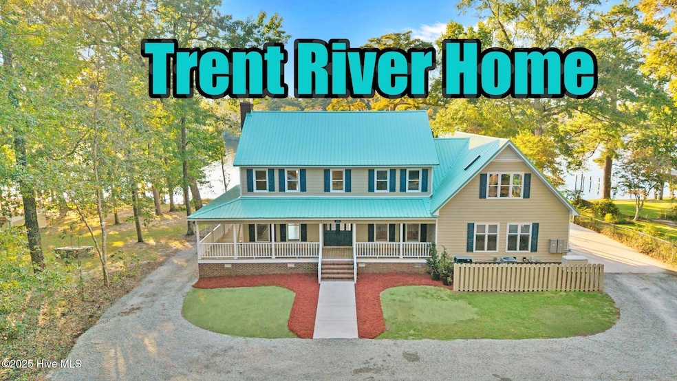 273 W Rock Creek Rd, New Bern, NC 28562 - photo 1