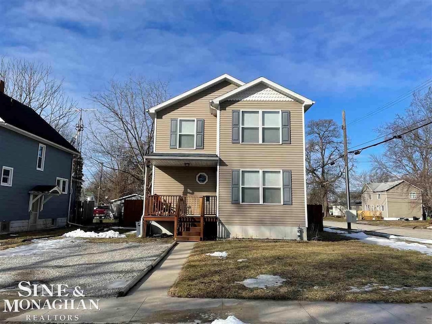 2439 Walnut St, Port Huron, MI 48060 - photo 1