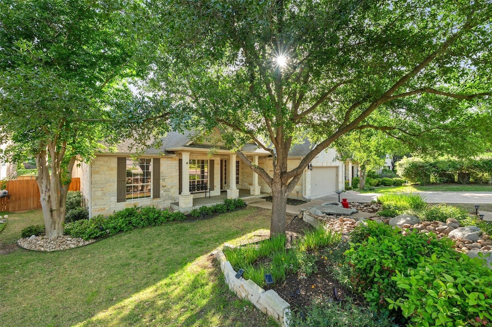 Under Contract $699,900