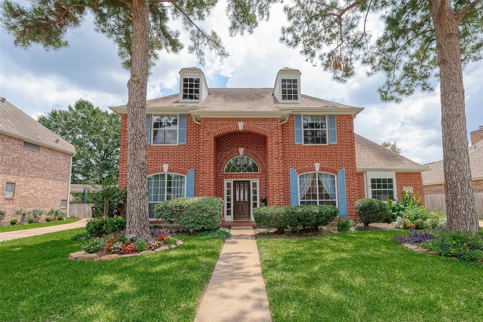 18015 Silver Ash Ln, Houston, TX 77095 - photo 1