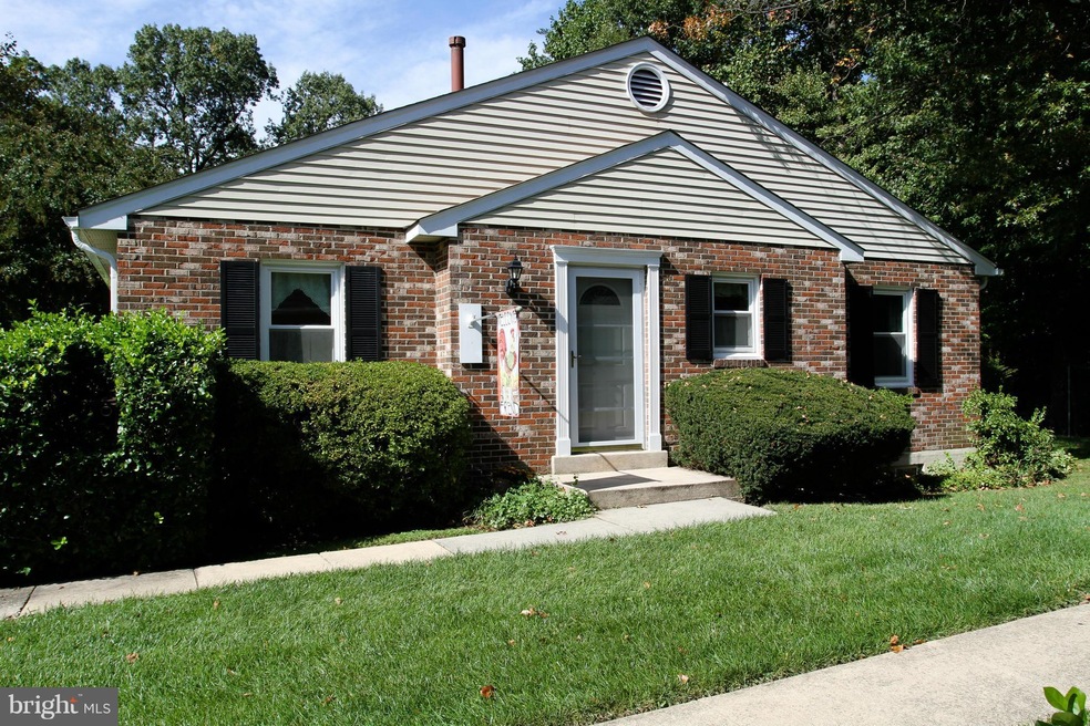 15106 Laurel Oaks Ln, Laurel, MD 20707 - photo 1