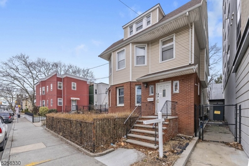 425 Bergen Ave unit 427, Jersey City, NJ 07304 - photo 1