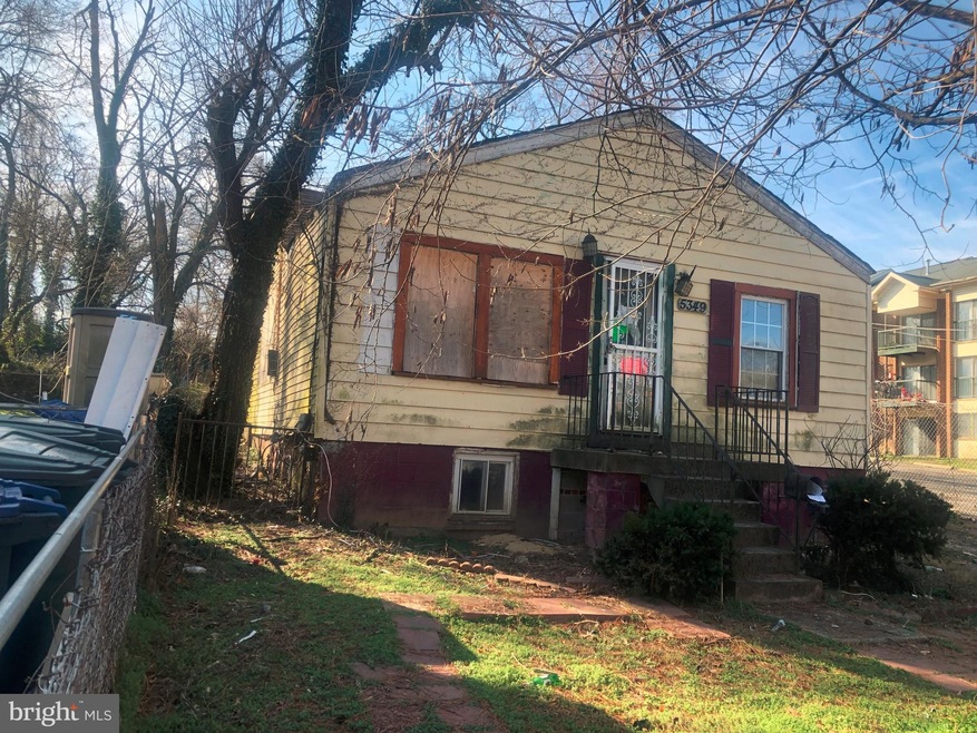 5349 E St SE, Washington, DC 20019 - photo 1