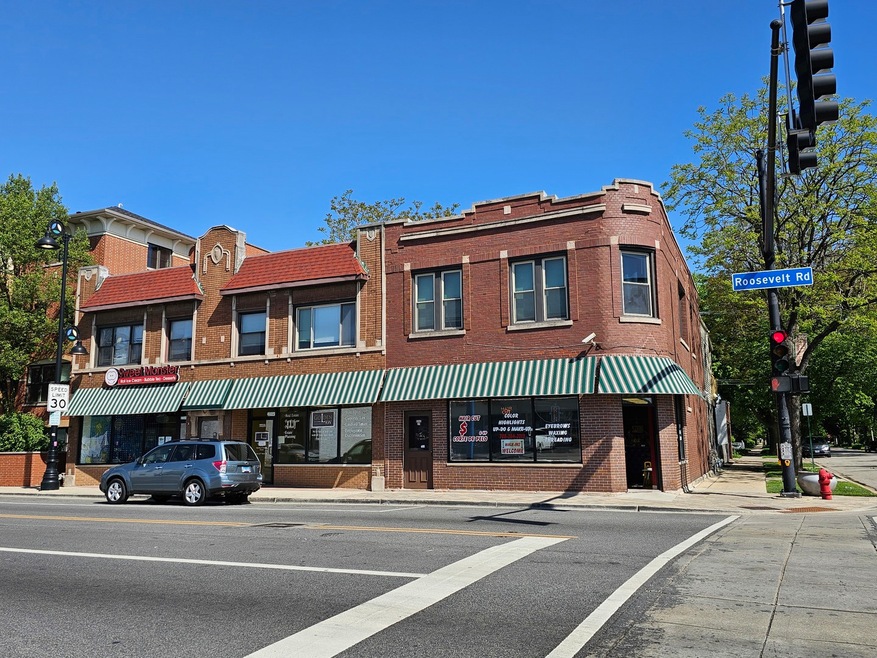 6602 Roosevelt Rd unit 2F, Oak Park, IL 60304 - photo 1