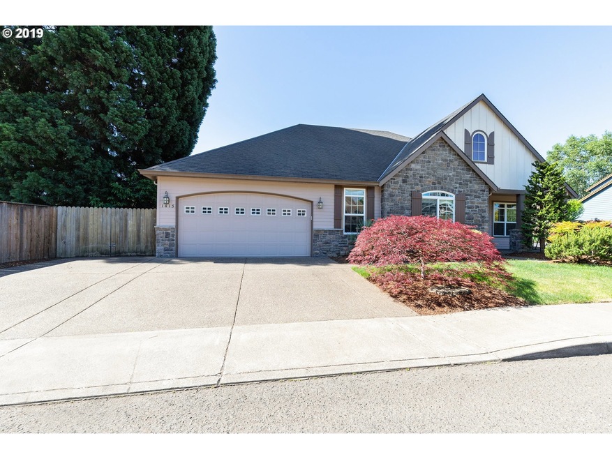 1415 NE 12th Ave, Canby, OR 97013 - photo 1