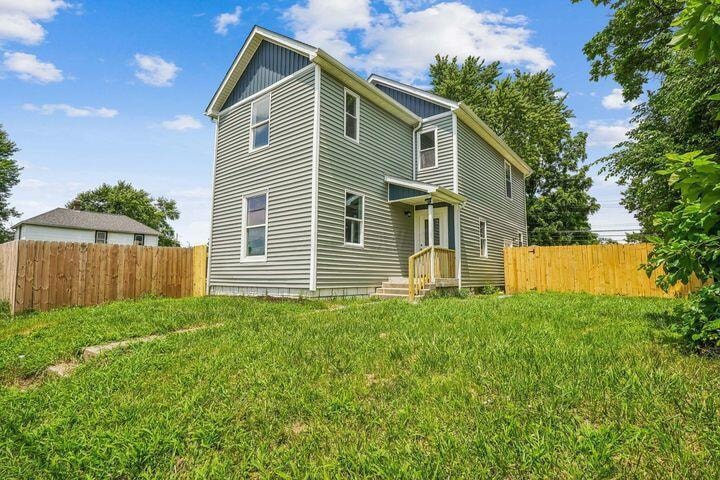 3216 E 5th Ave, Columbus, OH 43219 - photo 1