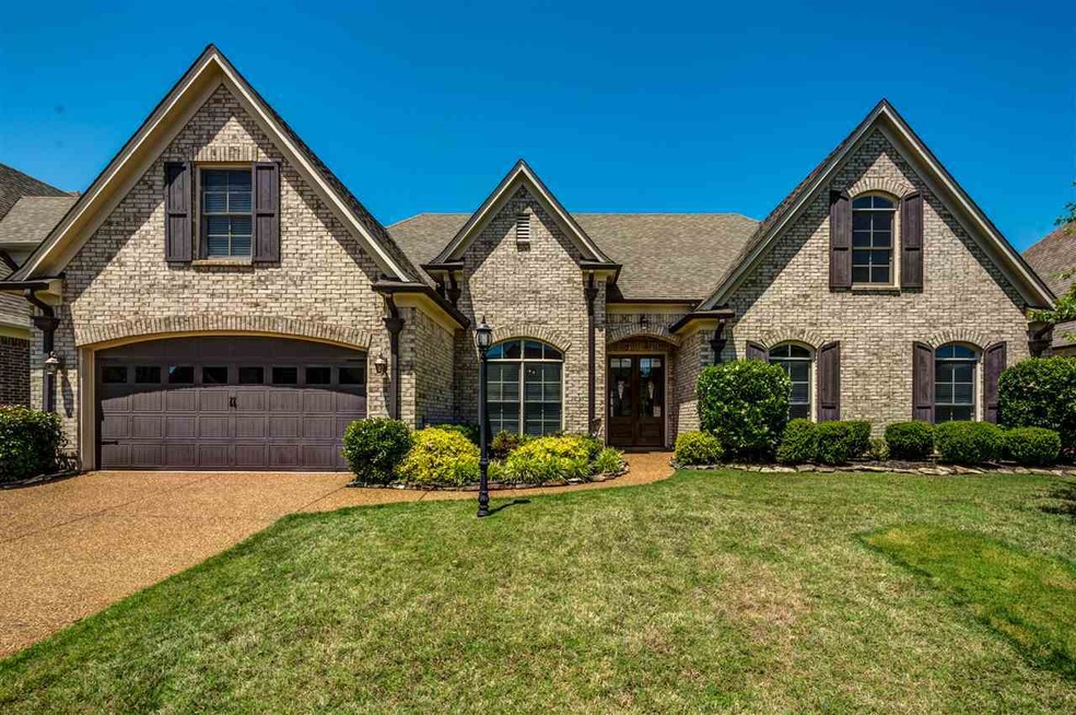 An Impeccable 4 Bedroom/3.5 Bath Home With 2 Livin
