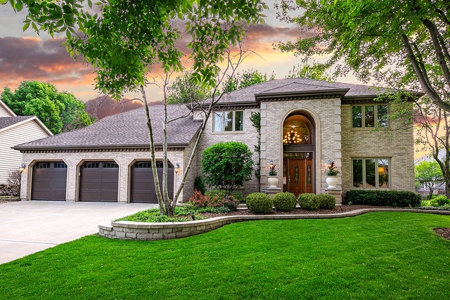 2307 Boulder Ct, Naperville, IL 60565 - photo 1