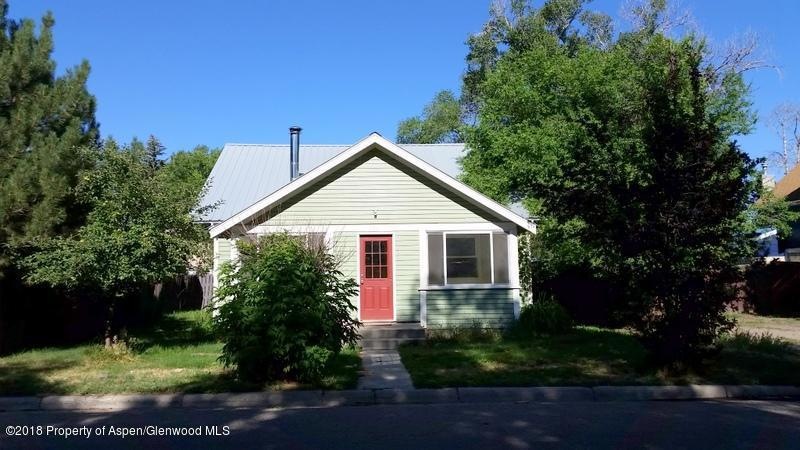 568 Colorado St, Craig, CO 81625 - photo 1