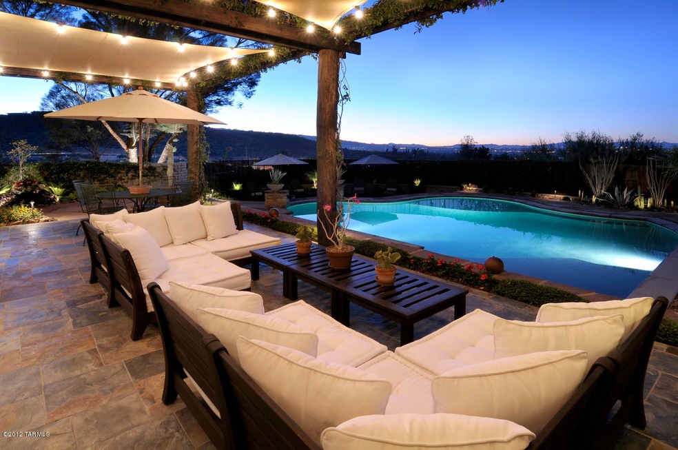 Outdoor covered patio