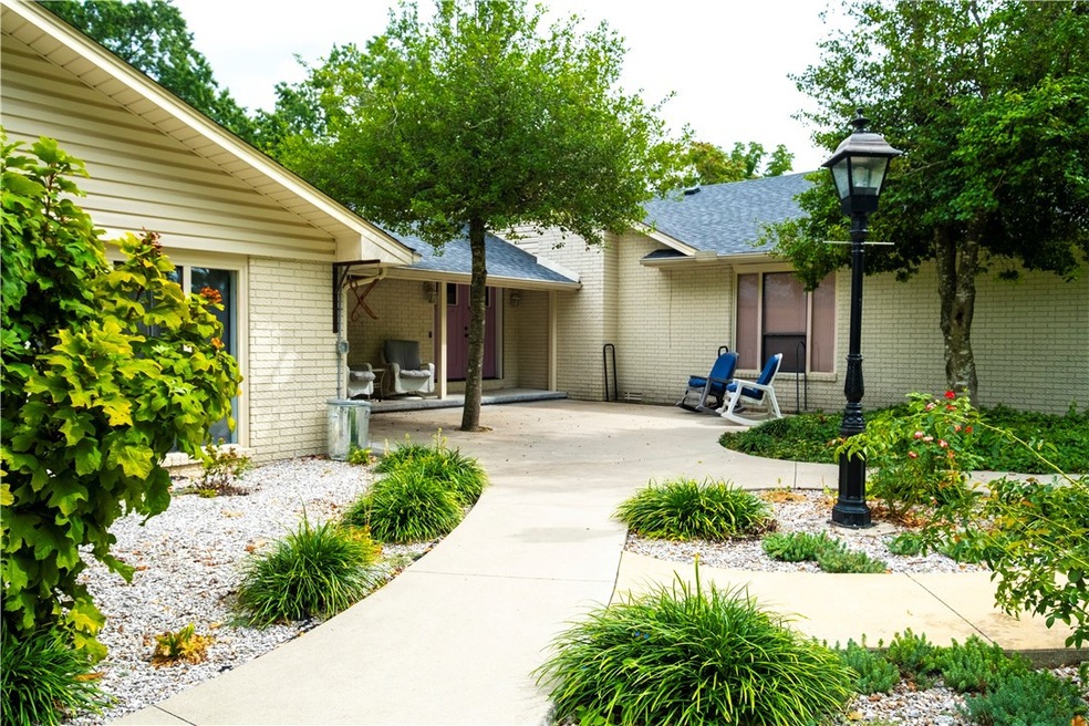 705 S 13th St, Rogers, AR 72758 MLS 1256354