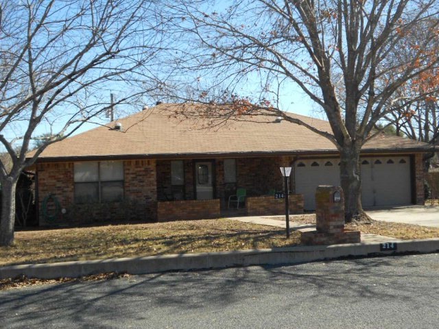 214 Edgewood Dr, Fredericksburg, TX 78624 - photo 1