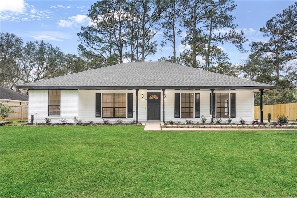 25 Woodvine Ct, Covington, LA 70433 - photo 1