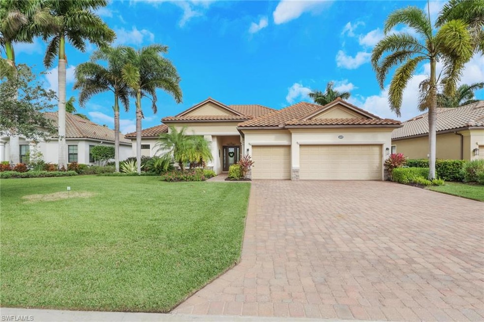 10099 Biscayne Bay Ln, Naples, FL 34120 - photo 1