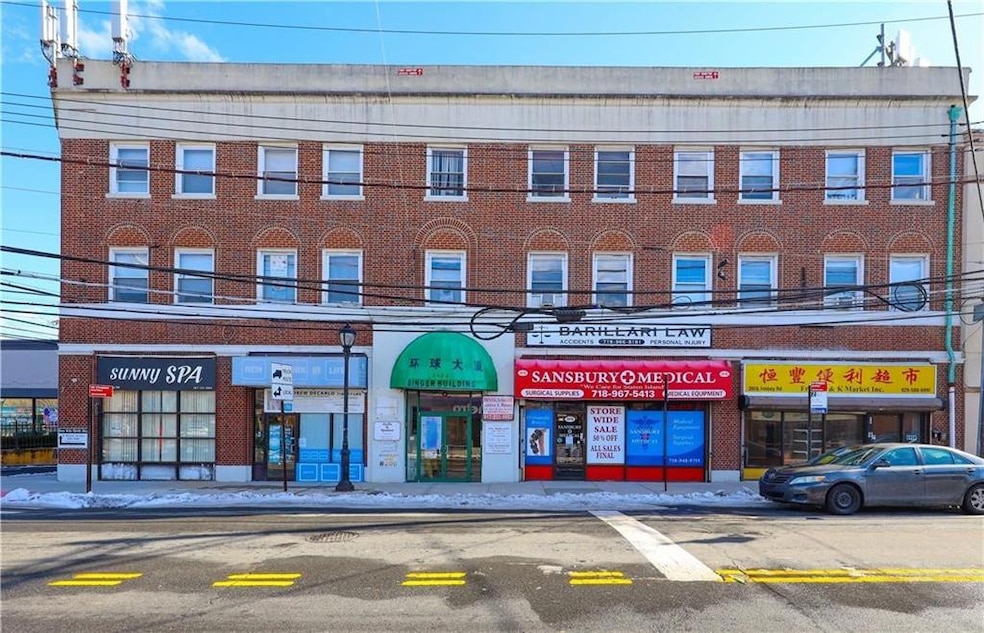 3978 Amboy Rd, State Island, NY 10308 - photo 1