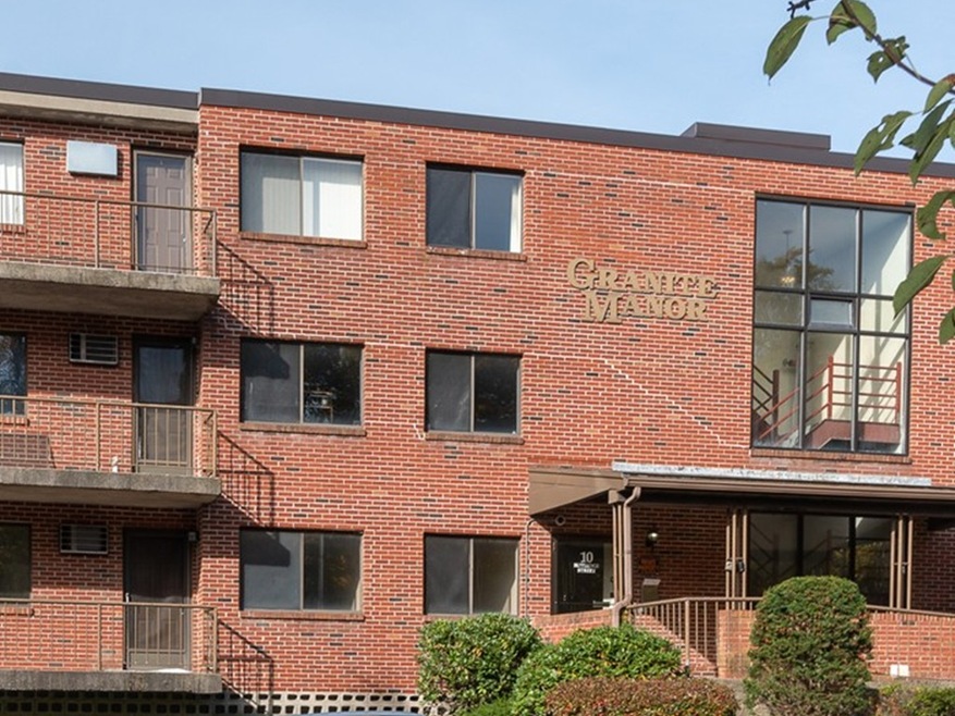 10 Rutledge St unit 1A, Worcester, MA 01604 - photo 1