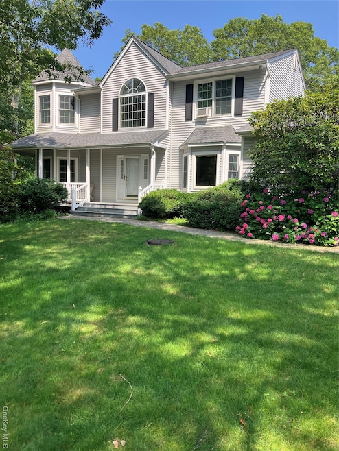 Pending $849,990 • Co-Listing Agent