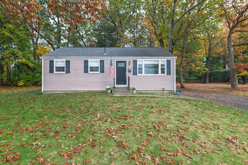 4 Edward Cody Ln, South Weymouth, MA 02190 - photo 1