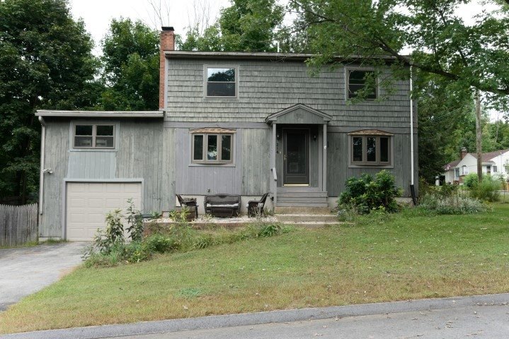 214 Chapelle St, Pembroke, NH 03275 - photo 1