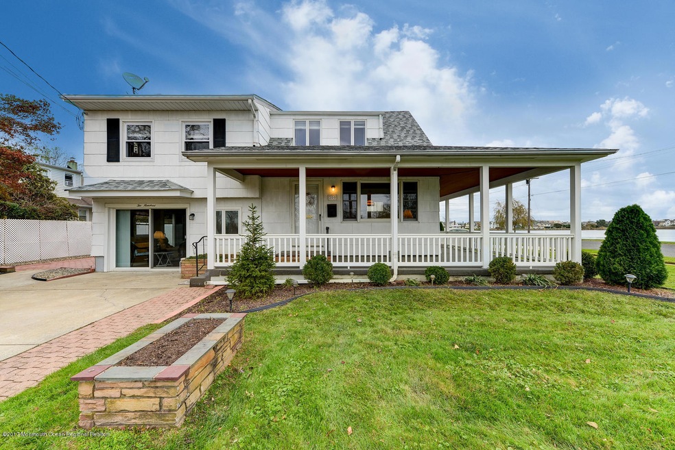 200 4th Ave Spring Lake NJ-large-029-30-