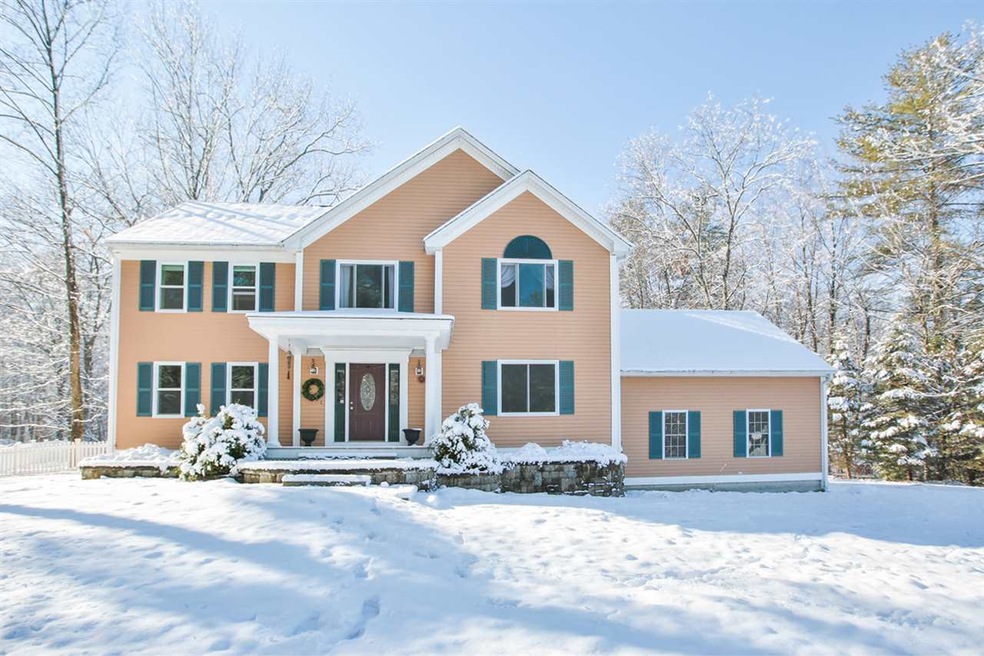 9 Carolyn Dr, Newmarket, NH 03857 - photo 1