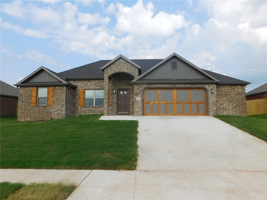 361 Captain Hopkins St, Prairie Grove, AR 72753 - photo 1