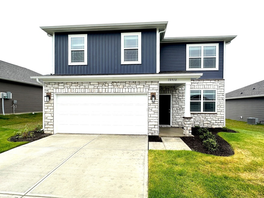 10910 N Heirloom Dr, Monrovia, IN 46157 - photo 1