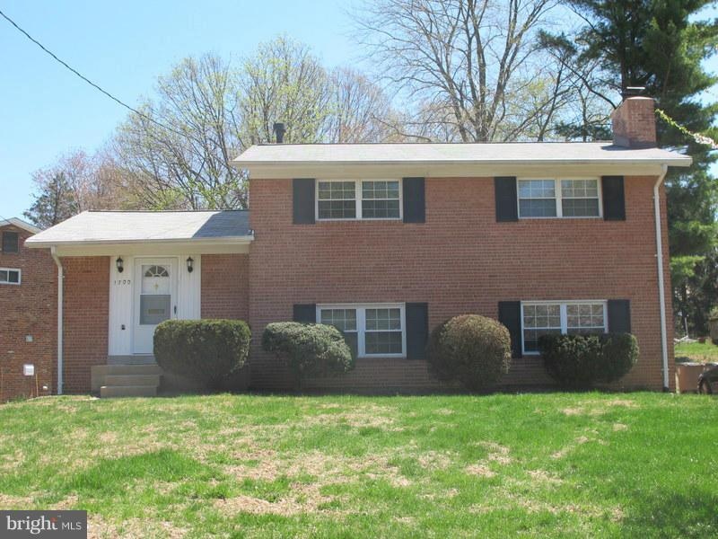 1700 Evelyn Dr, Rockville, MD 20852 - photo 1