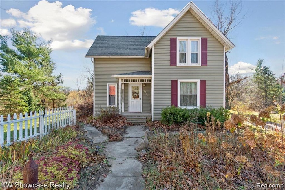 1716 E Wardlow Rd, Highland, MI 48356 - photo 1