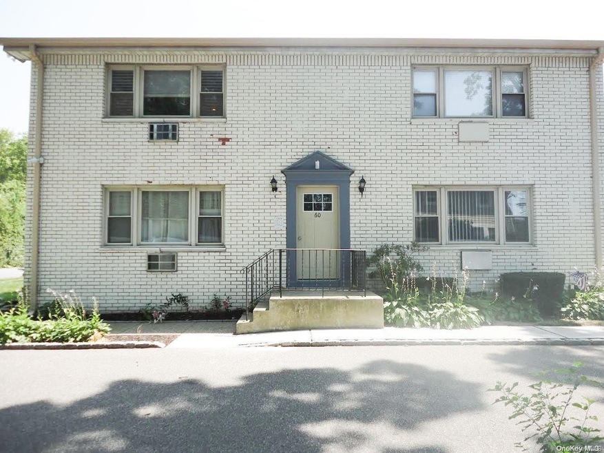 60 Finch Ln unit 2A, Islip, NY 11751 - photo 1