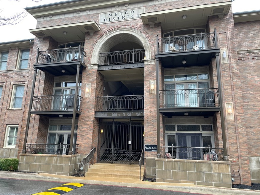 600 W Meadow St Unit 204, Fayetteville, AR 72701 MLS 1263529