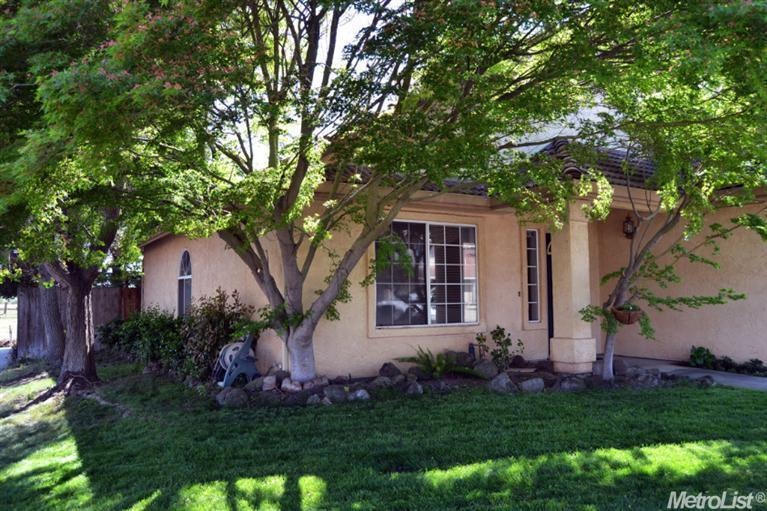 2727 Whitewood Ct, Oakdale, CA 95361 - photo 1