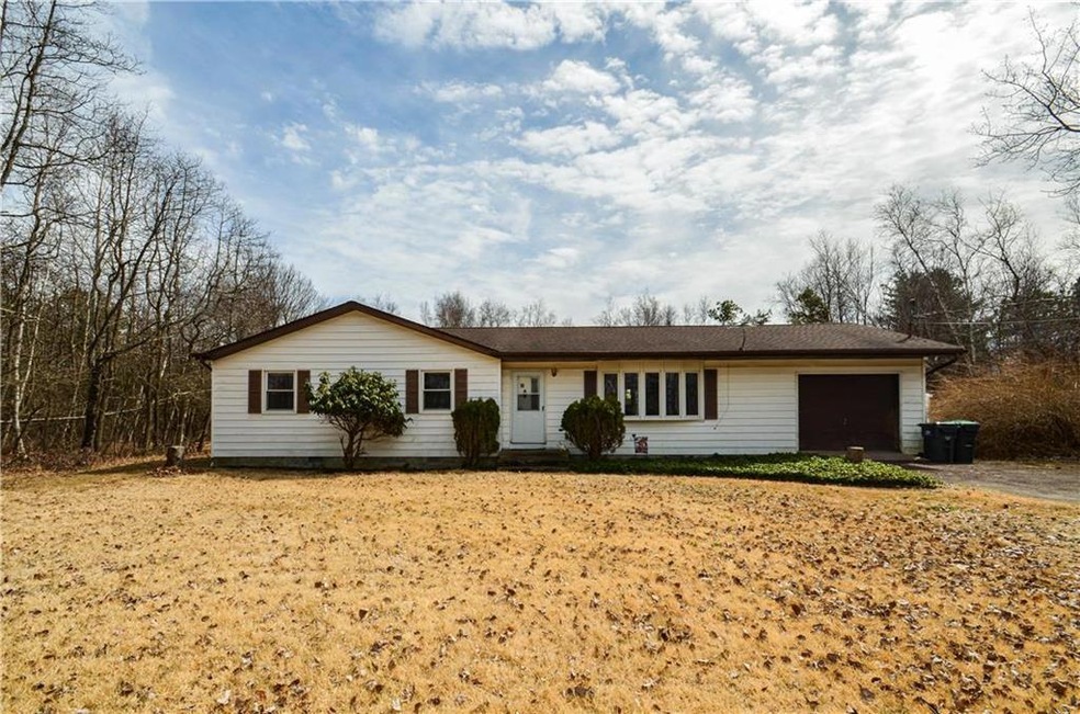 284 Kuhenbeaker Rd, Blakeslee, PA 18610 - photo 1