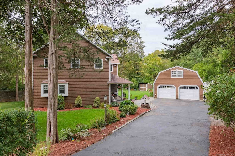 15 Flak Ln, New Fairfield, CT 06812 - photo 1