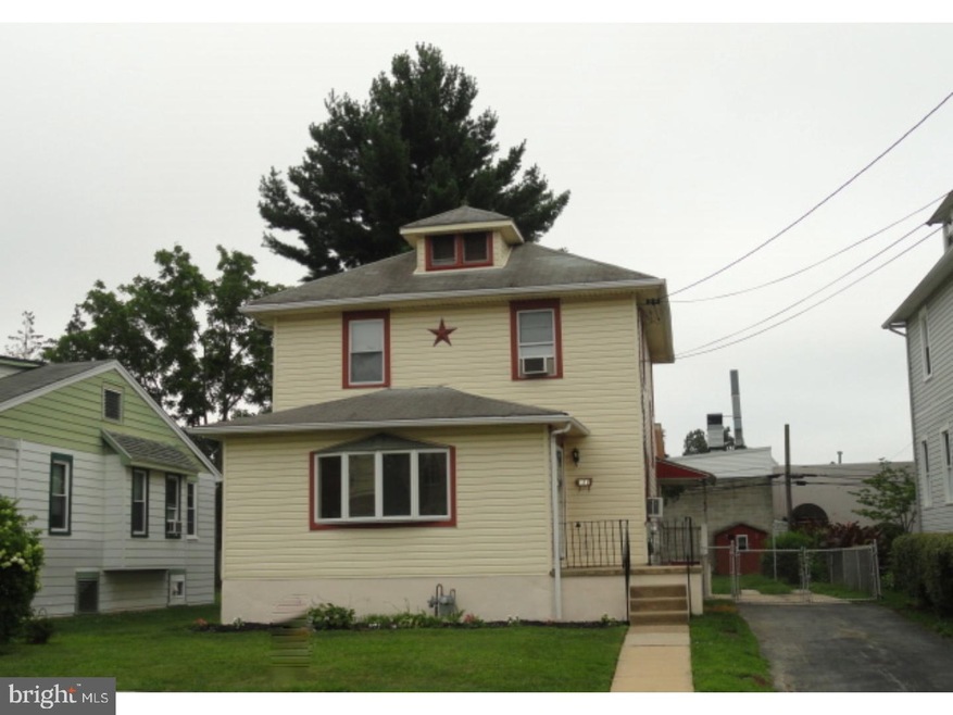 121 N Scott Ave, Glenolden, PA 19036 - photo 1