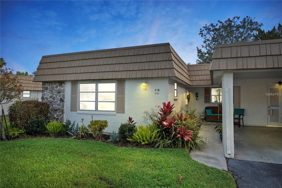 5521 Riverbluff Circle