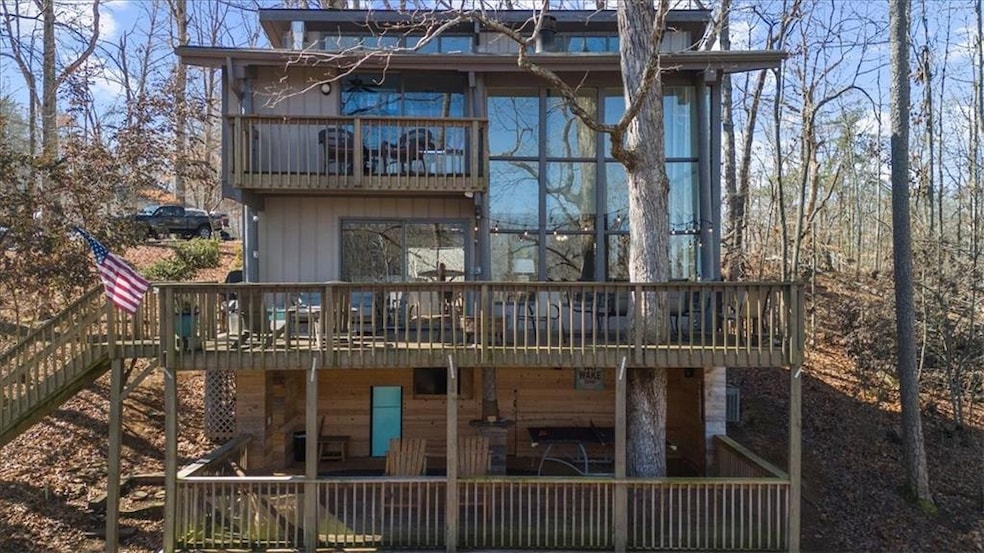 Sold $712,000 • Co-Listing Agent