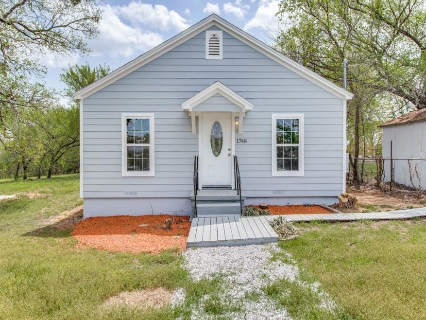 1748 County Road 208, Gainesville, TX 76240 - photo 1