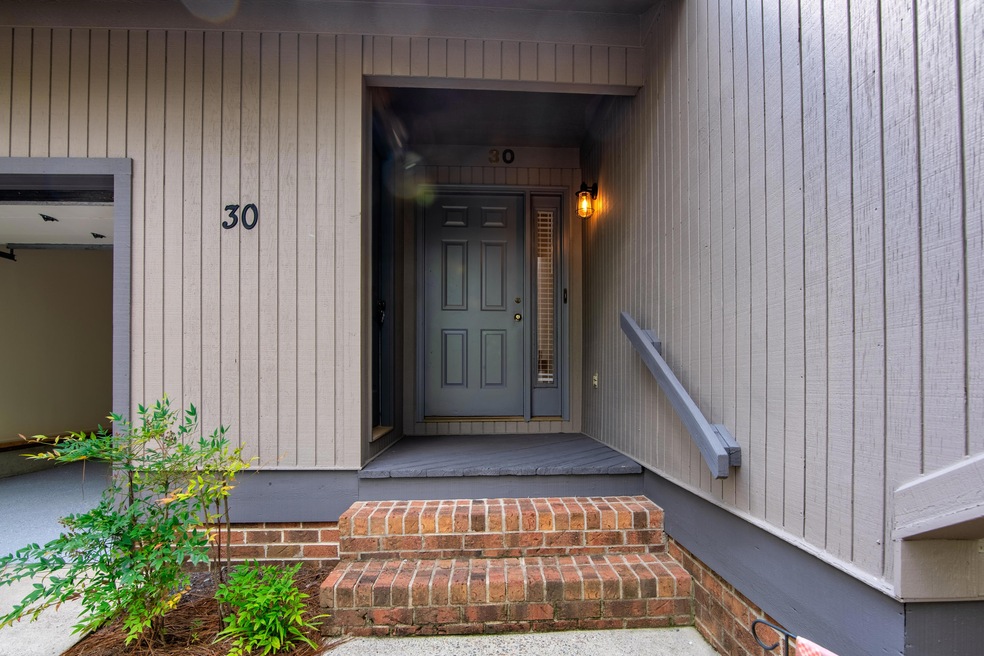 Entrance w step