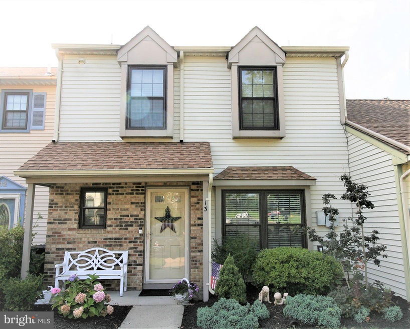 13 Ashford Ct, Trenton, NJ 08691 - photo 1