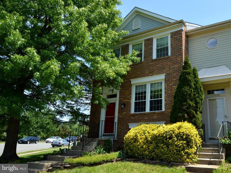 13348 Burkitts Rd, Fairfax, VA 22033 - photo 1