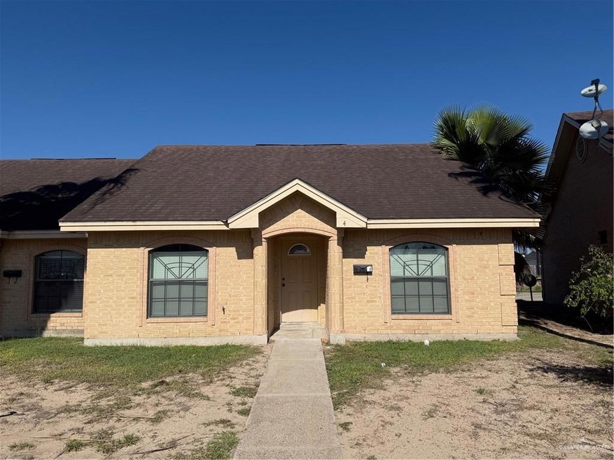 2000 Circle Dr unit 4, Mission, TX 78572 - photo 1