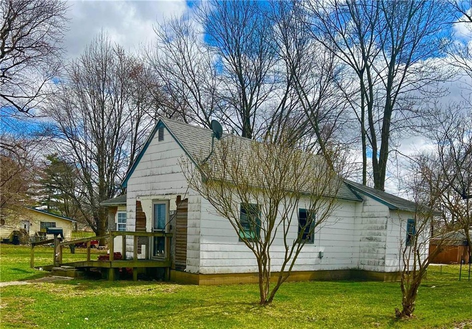 2015 N F St, Elwood, IN 46036 - photo 1