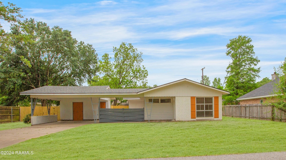 221 Meadow Lane-1