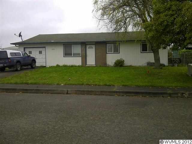 1208 S 4th St, Independence, OR 97351 - photo 1