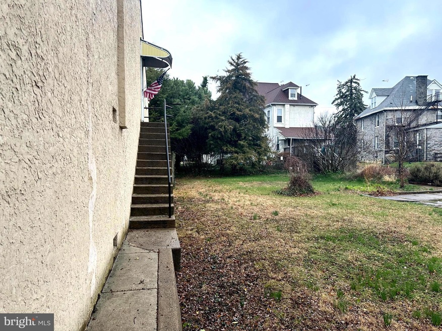 31 E Logan Ave, Glenolden, PA 19036 - photo 1